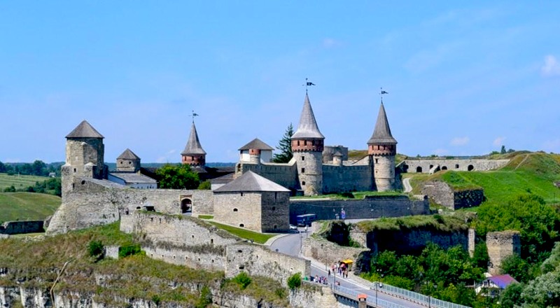 Топ - 11 замков Украины